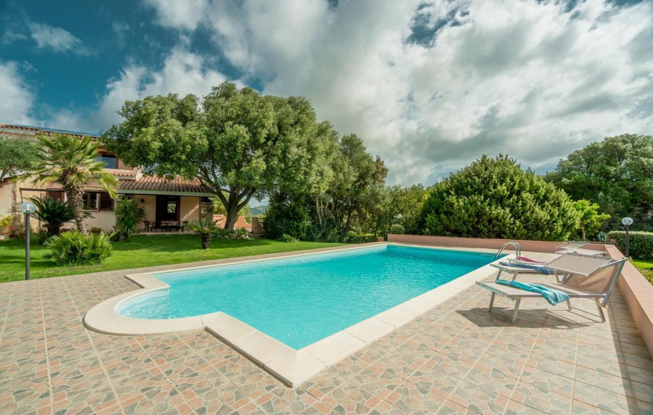 Sardinia Family Villas - Villa Adina With Private Pool In Arzachena Zewnętrze zdjęcie